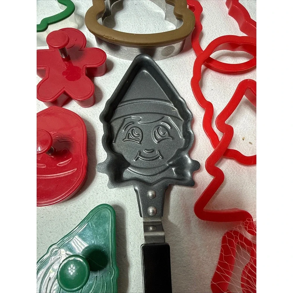 Christmas Cookie Cutter Set Gingerbread‎ Man Tree Star Stocking Elf Santa